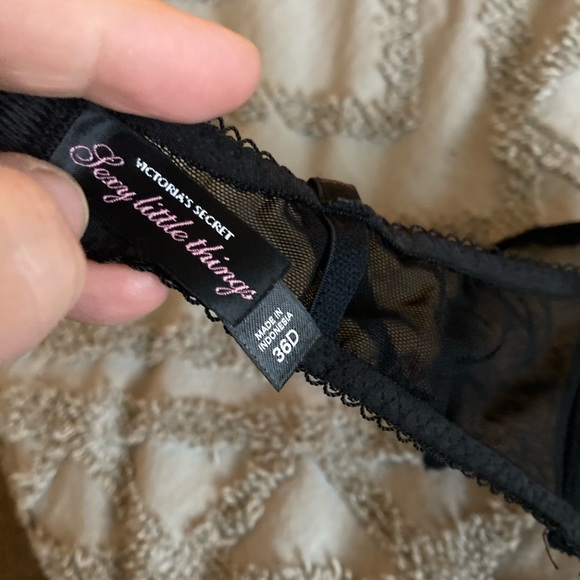Victoria’s Secret half cup black lace bra - Picture 2 of 3